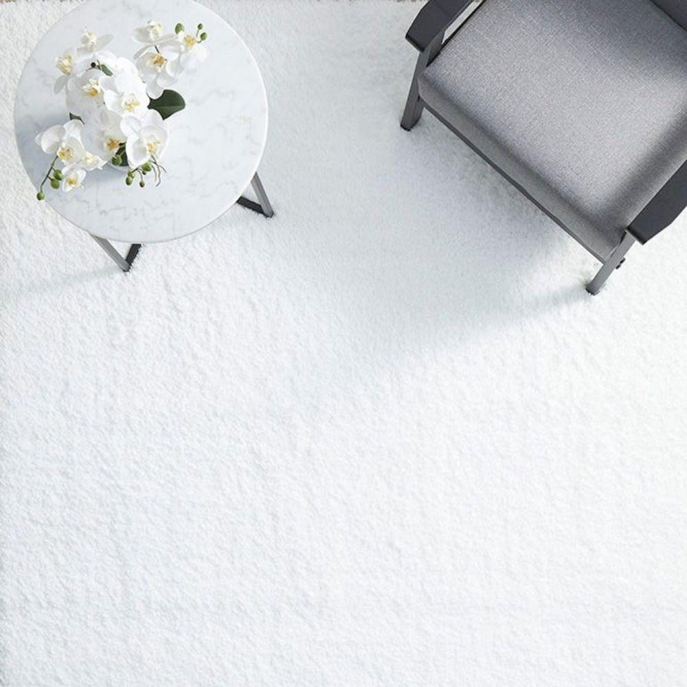 White Rugs