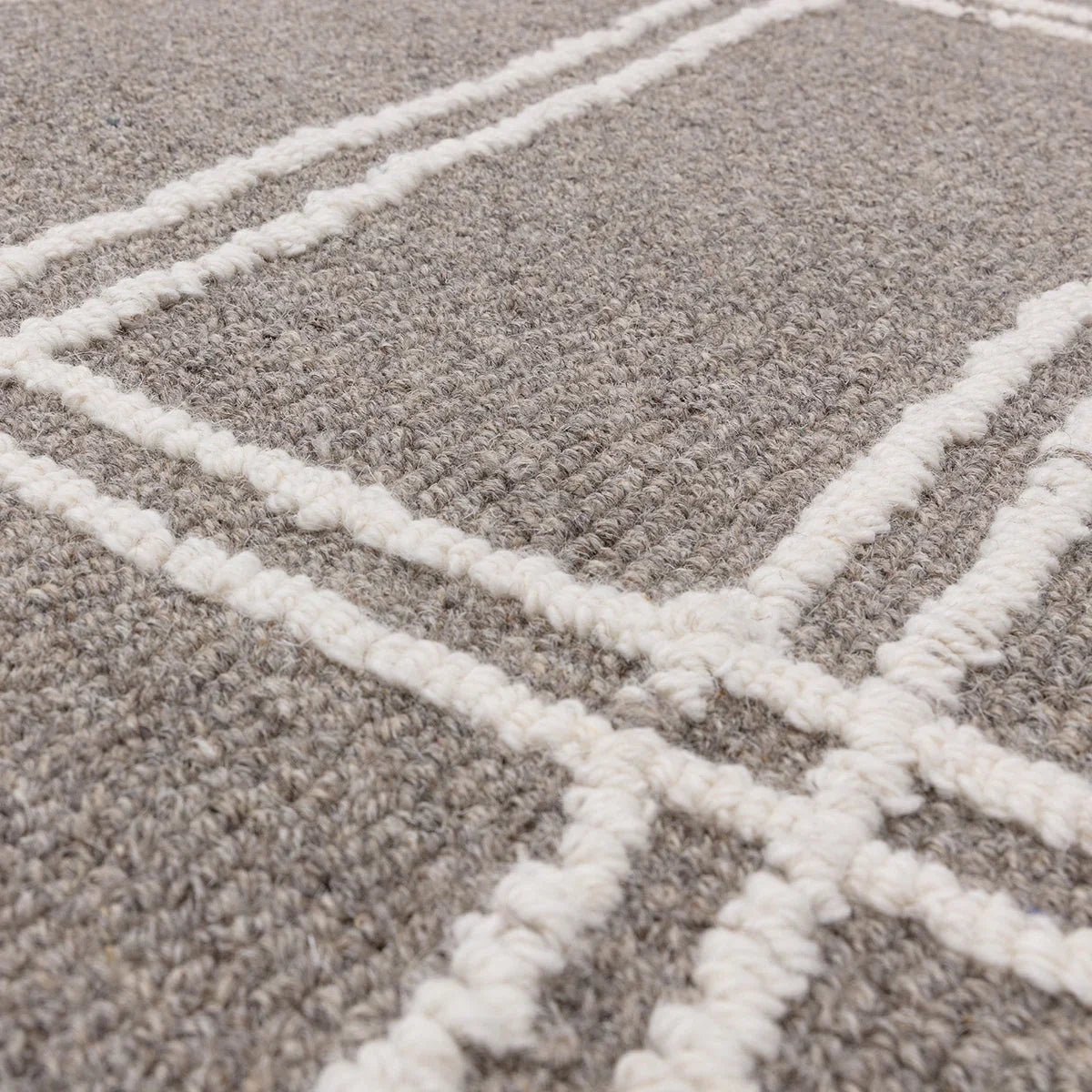 Asiatic Ada Grey Designer Rug featuring geometric diamond lattice with cream and ivory lines on taupe, hand-tufted wool