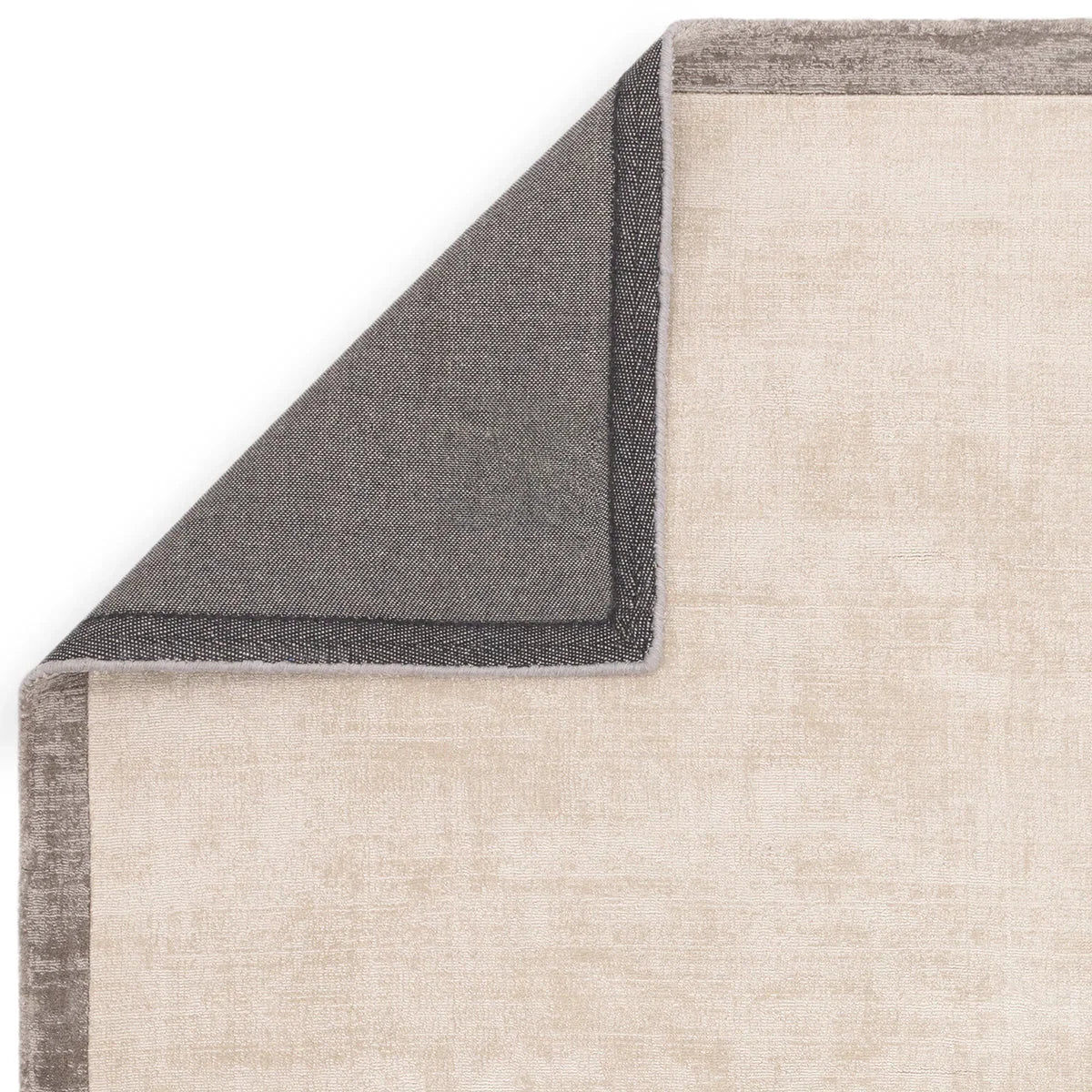 Asiatic Blade Border Putty Silver 07 Rug featuring blade-border in cream with charcoal grey and taupe, hand-tufted wool