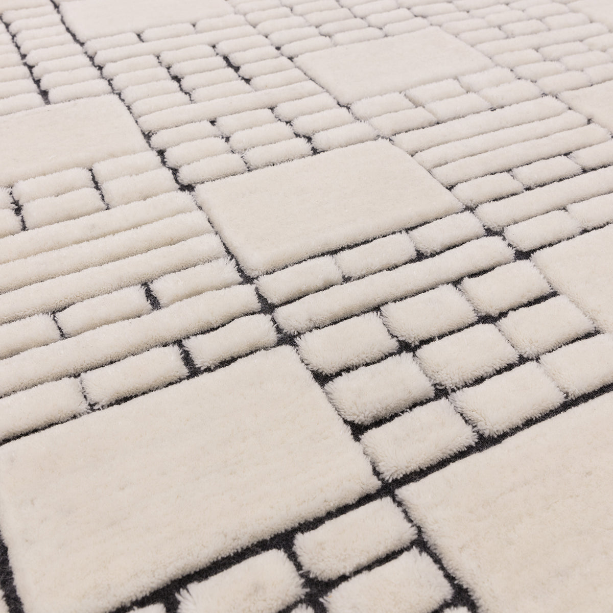 Asiatic Empire Cream Black Designer Rug