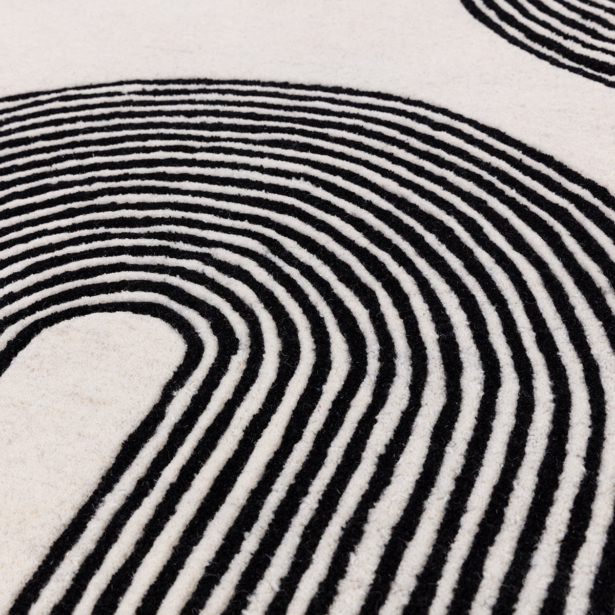 Asiatic Matrix Arches Black Designer Rug