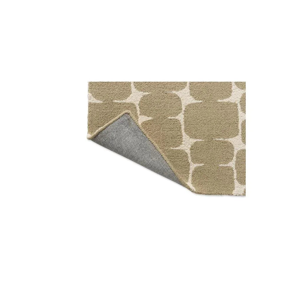 Scion Little Lohko Pebble rug featuring geometric lattice pattern in beige, ivory and taupe on cream background, machine-made polypropylene