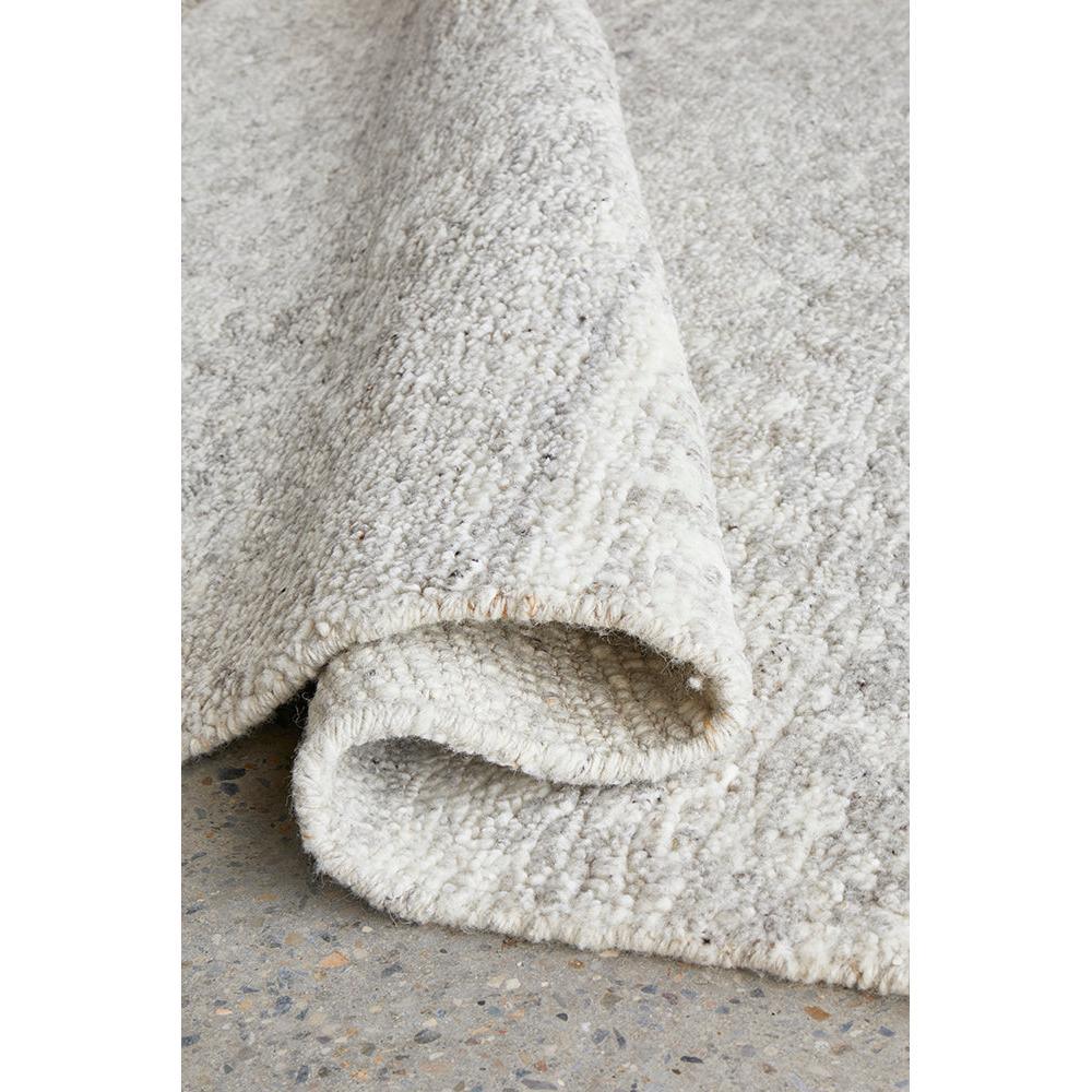 Darren Palmer Travertine Silver Rug featuring shaggy pile in cream, ivory and beige on grey, machine-made polyester