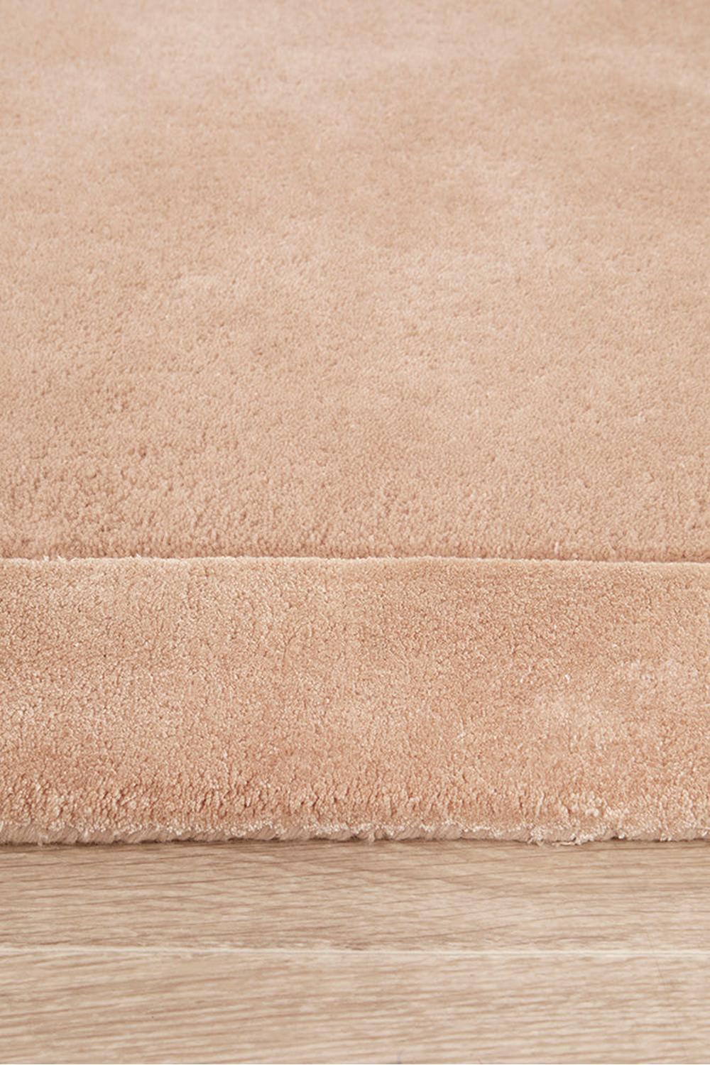 Hugo Nude Runner Rug