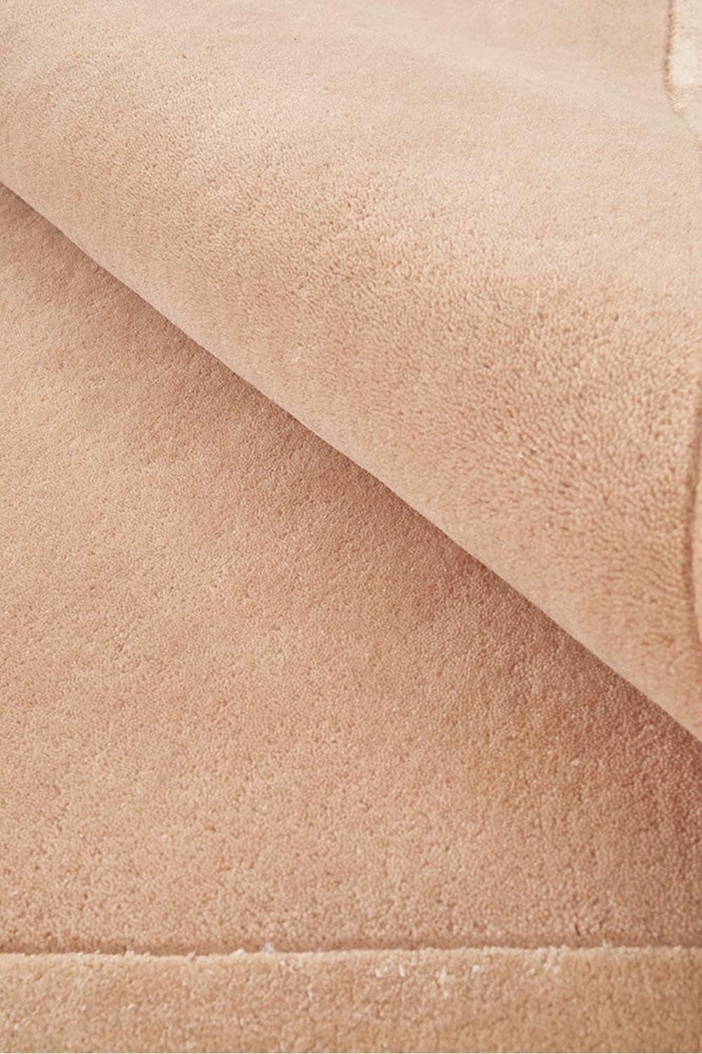 Hugo Nude Runner Rug