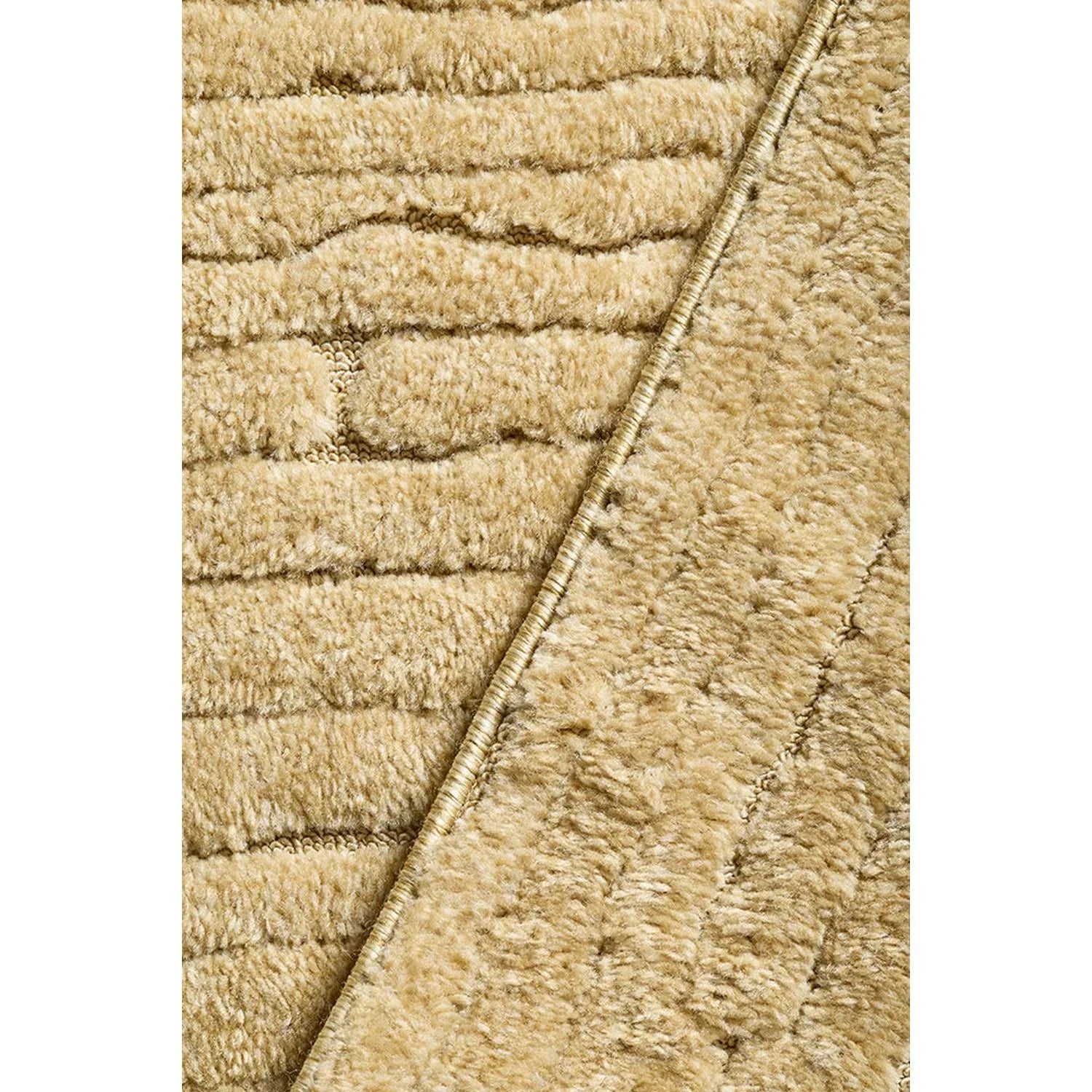 Haven Aliya Gold Runner Rug featuring textured shag pattern in warm gold on beige background, machine-made wool blend