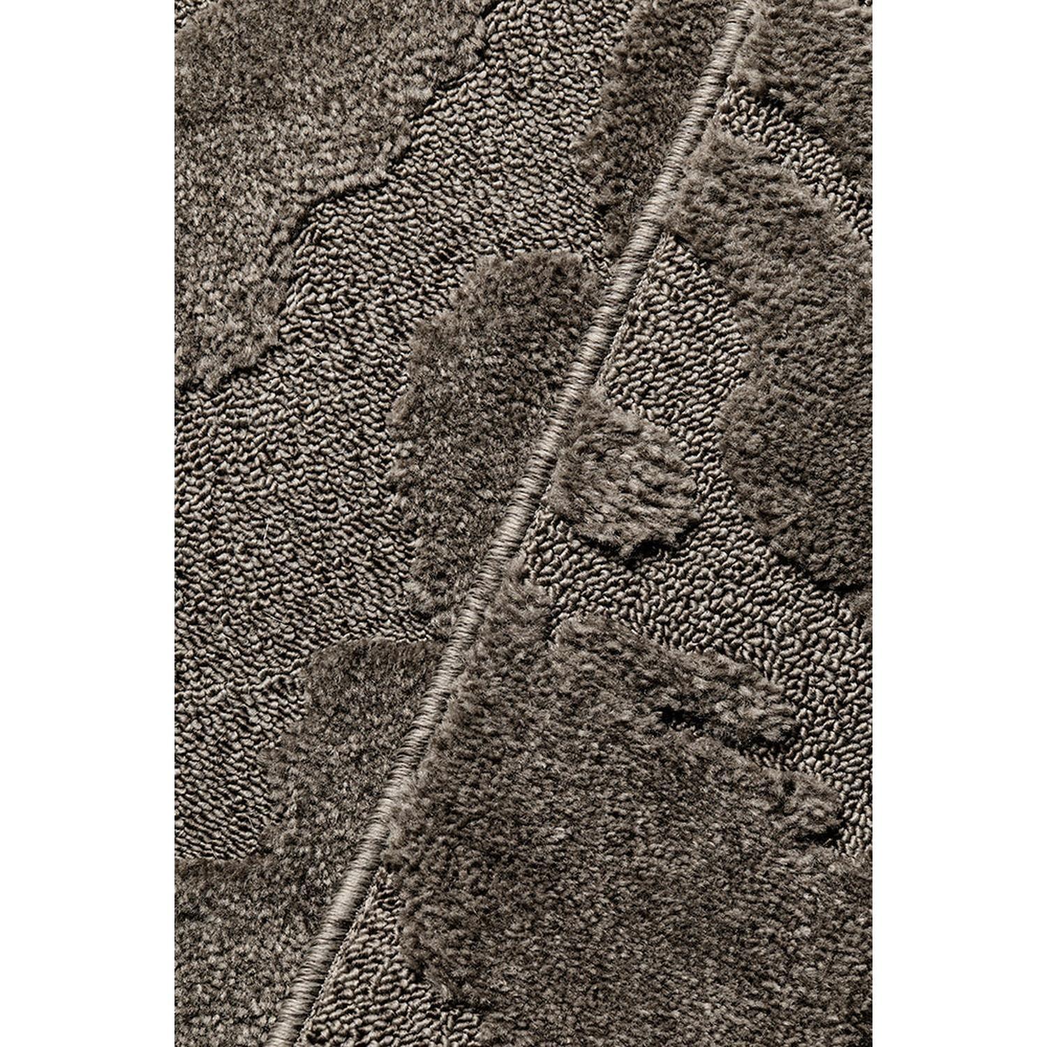 Haven Nyla Mocha Runner Rug featuring textured shag pattern in mocha and taupe on warm brown background, hand-tufted wool