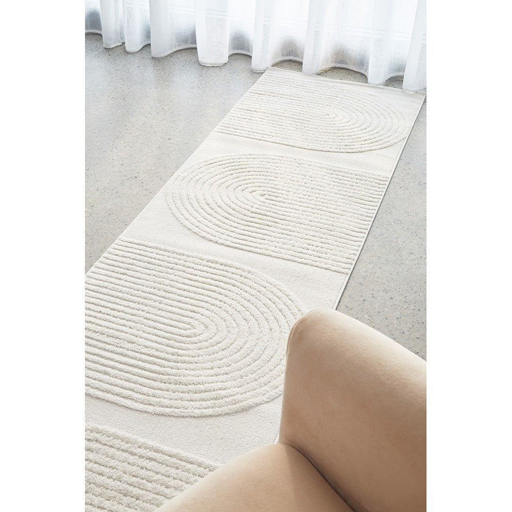 Lotus Abbey White Runner Rug