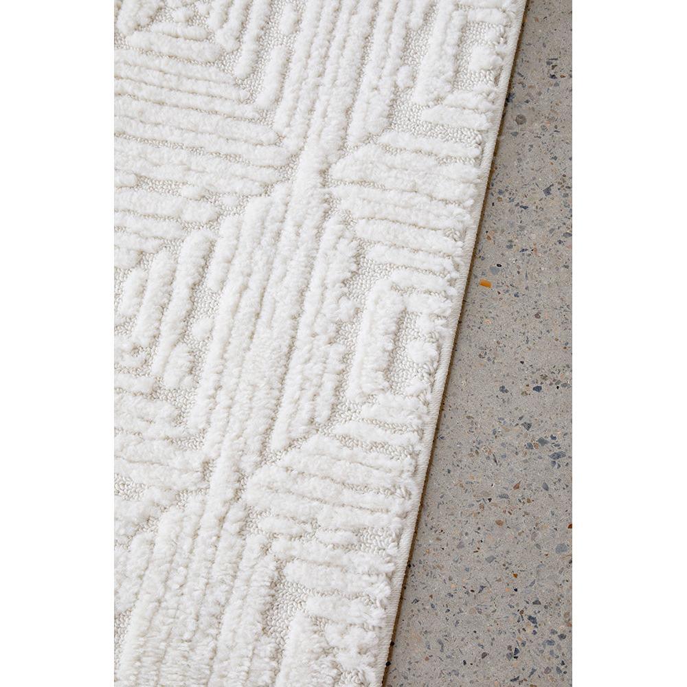 Serenade Shilo White Runner Rug featuring geometric linear pattern in cream on light grey background, hand-tufted wool