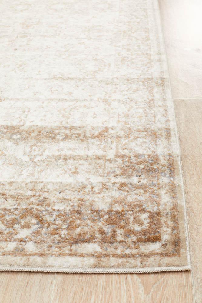 Providence Esquire Ballad Traditional Cream Runner - ICONIC RUGS