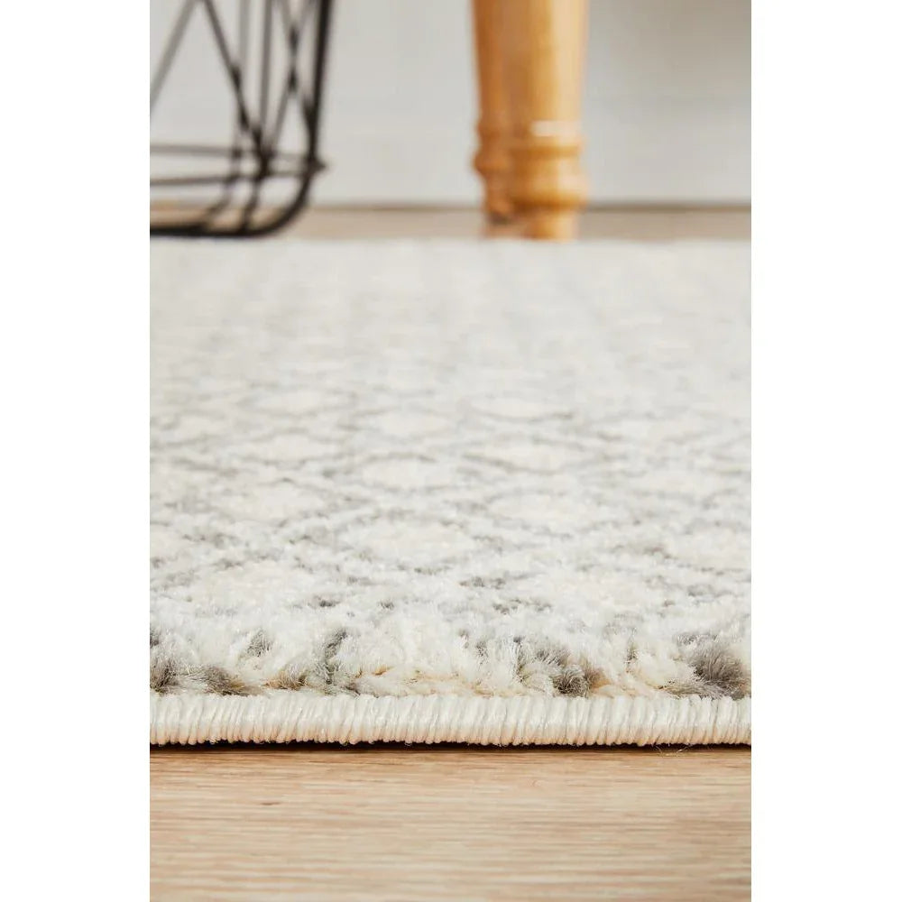 Evoke Diamond Grey Transitional Runner Rug - ICONIC RUGS