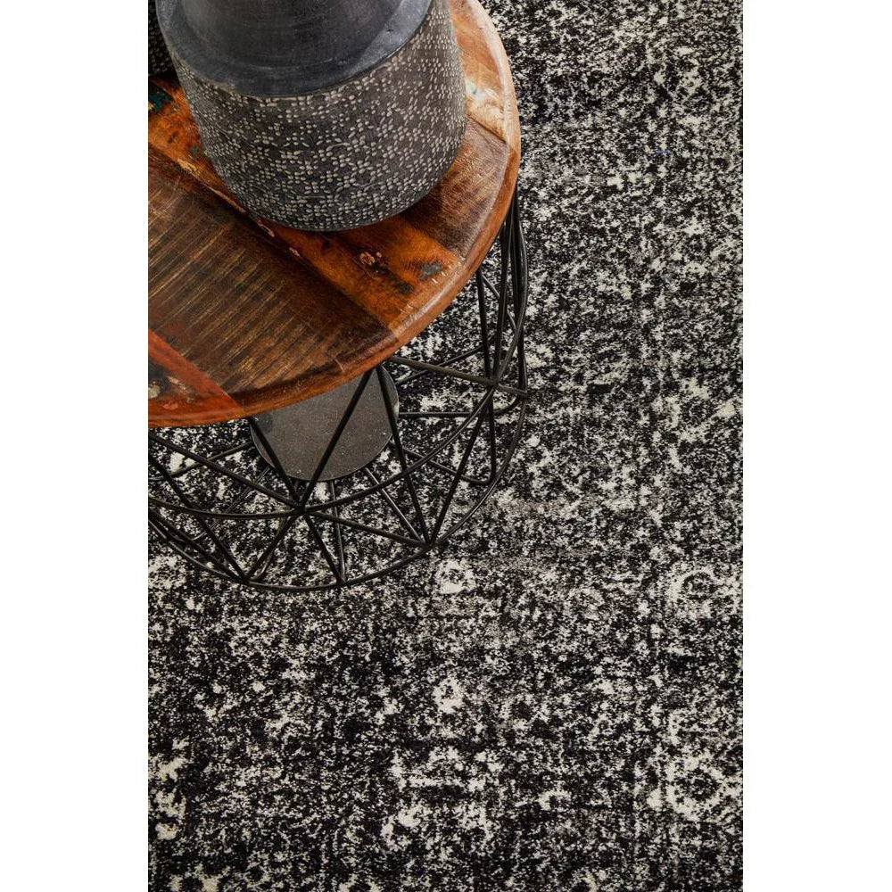 Evoke Estella Charcoal Transitional Runner Rug - ICONIC RUGS