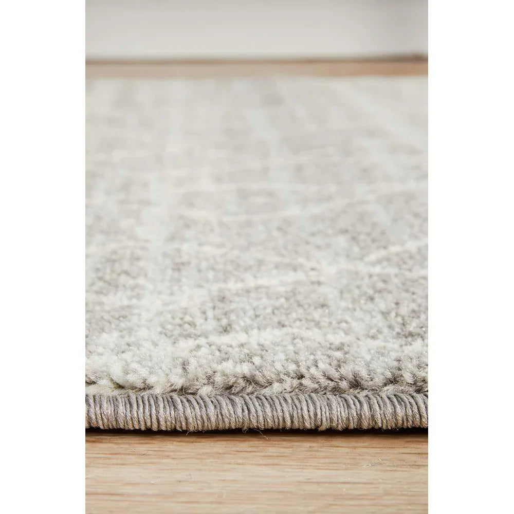 Evoke Remy Silver Transitional Runner Rug - ICONIC RUGS