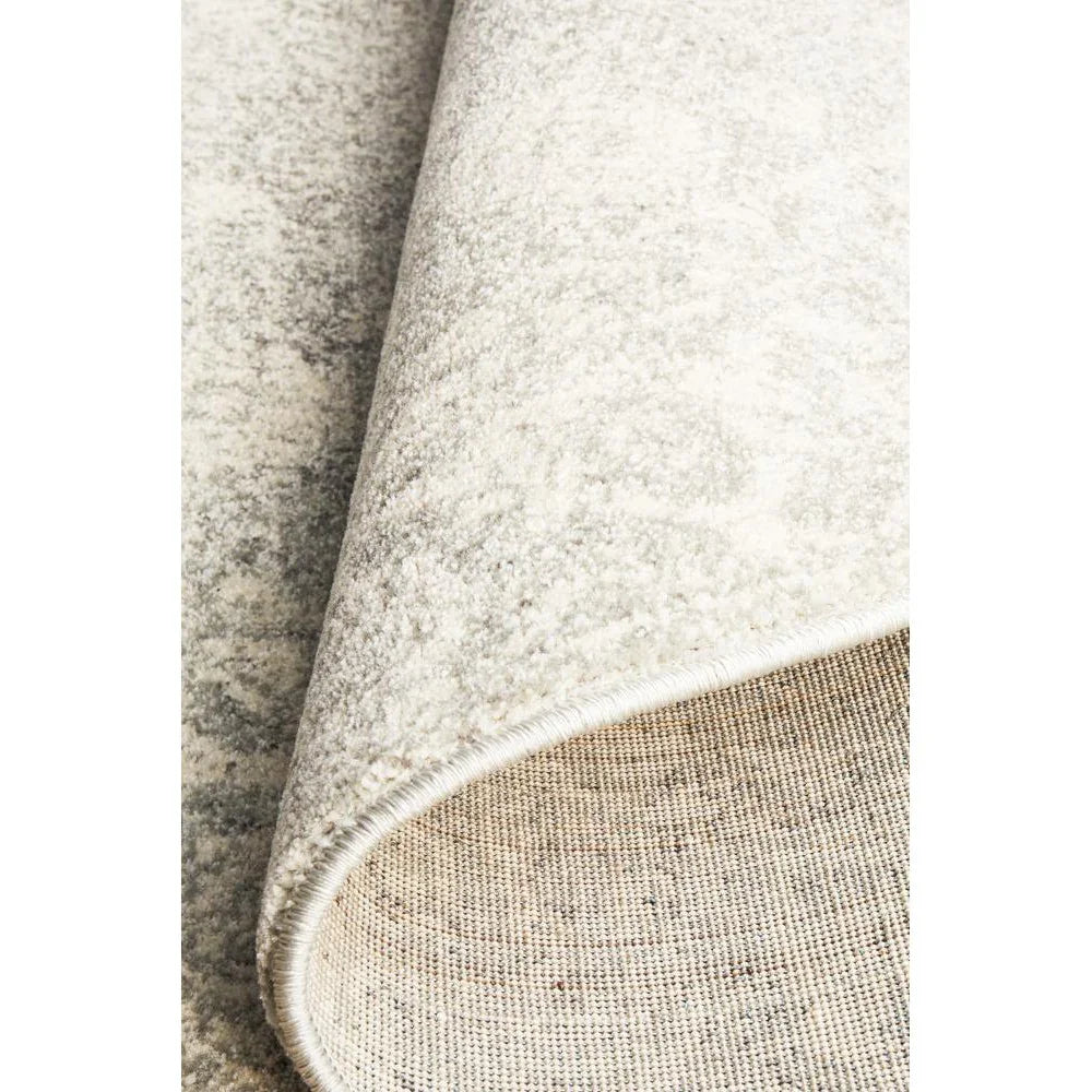 Evoke Shine Silver Transitional Round Rug - ICONIC RUGS