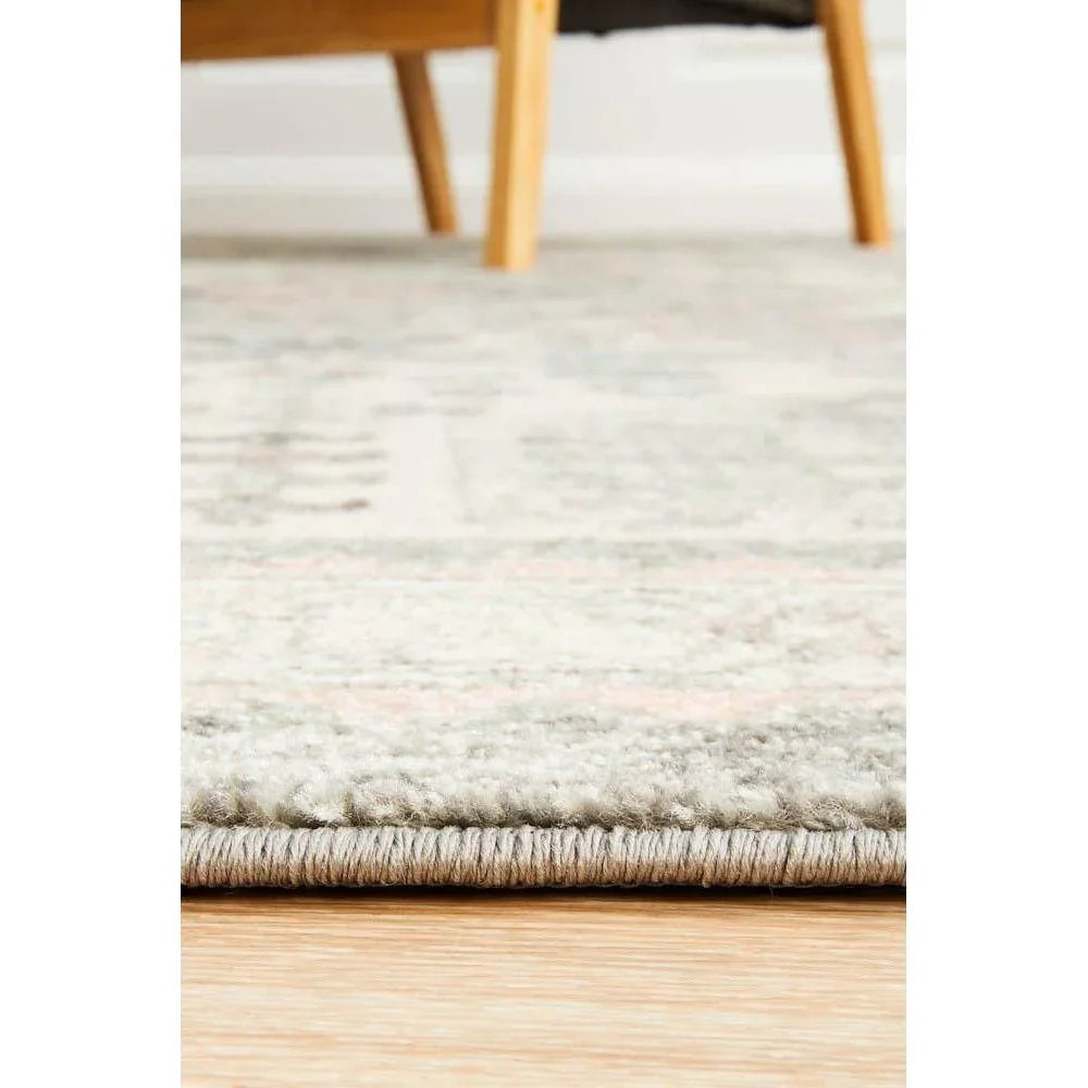 Avenue 704 Silver Rug - ICONIC RUGS
