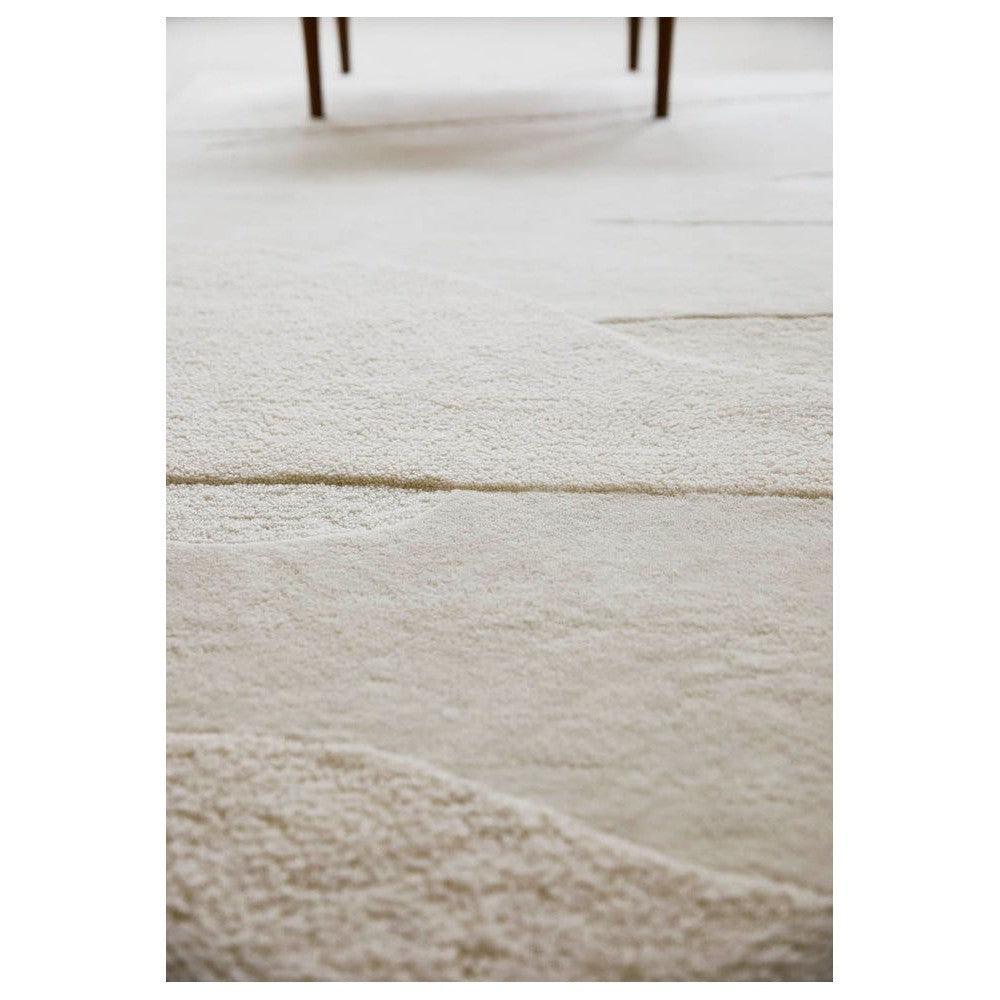 B&C Decor Scape White Pure Wool Designer Rug