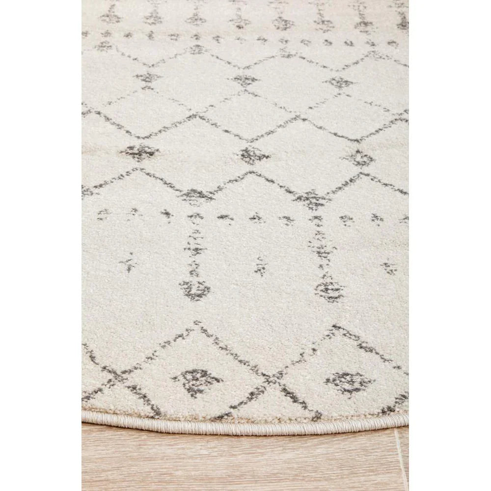Chrome Elsa Silver Round Rug - ICONIC RUGS