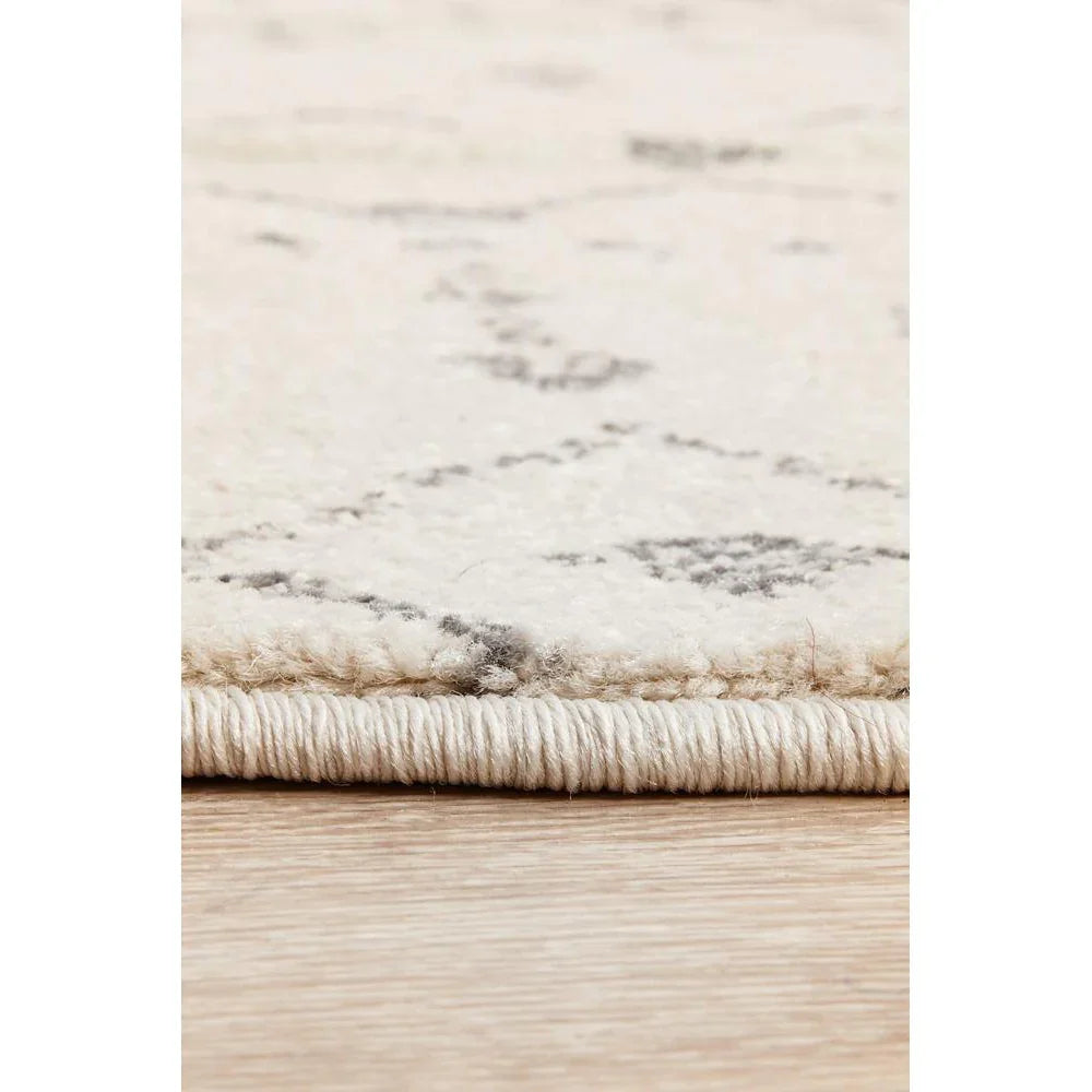 Chrome Elsa Silver Round Rug - ICONIC RUGS