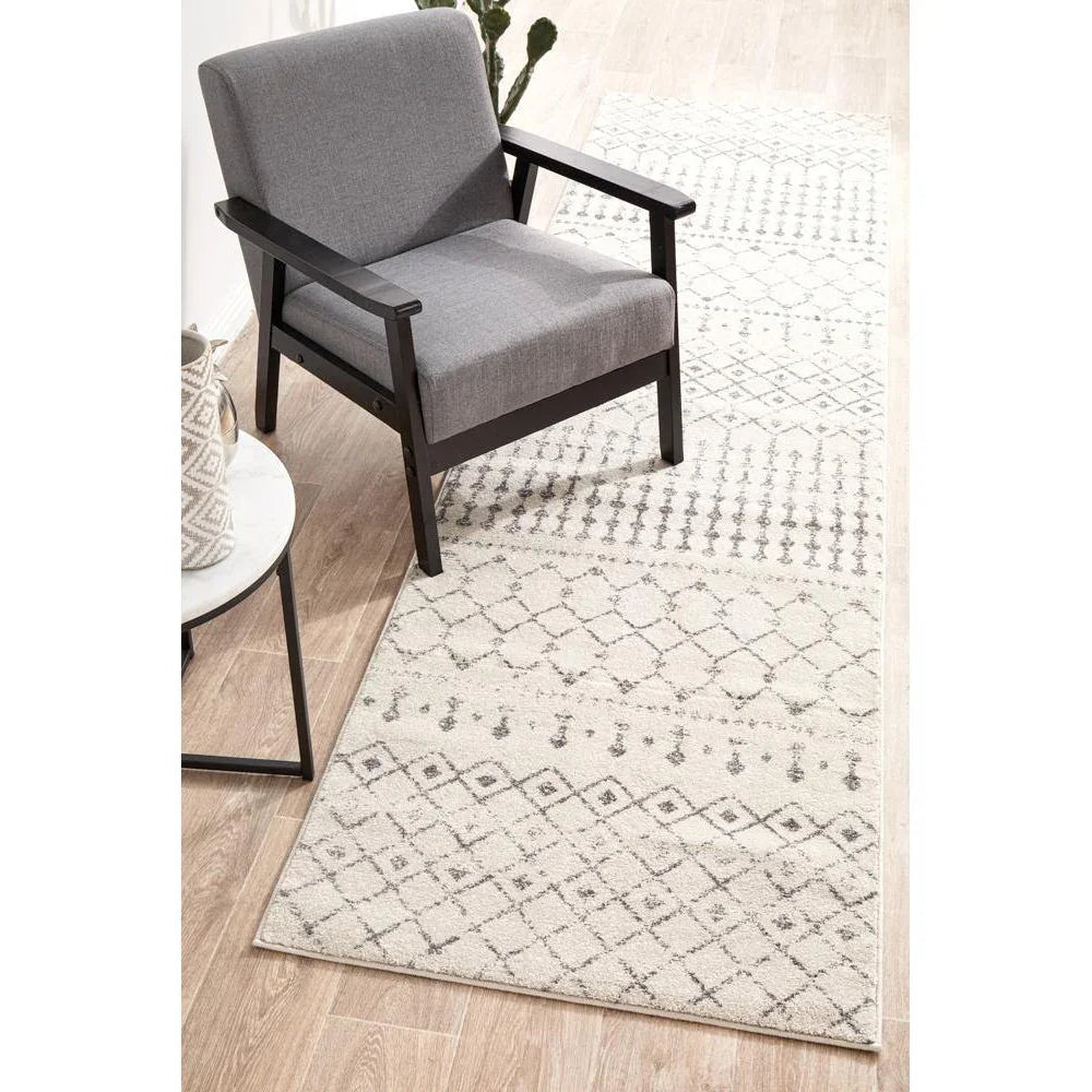 Chrome Elsa Silver Runner Rug - ICONIC RUGS