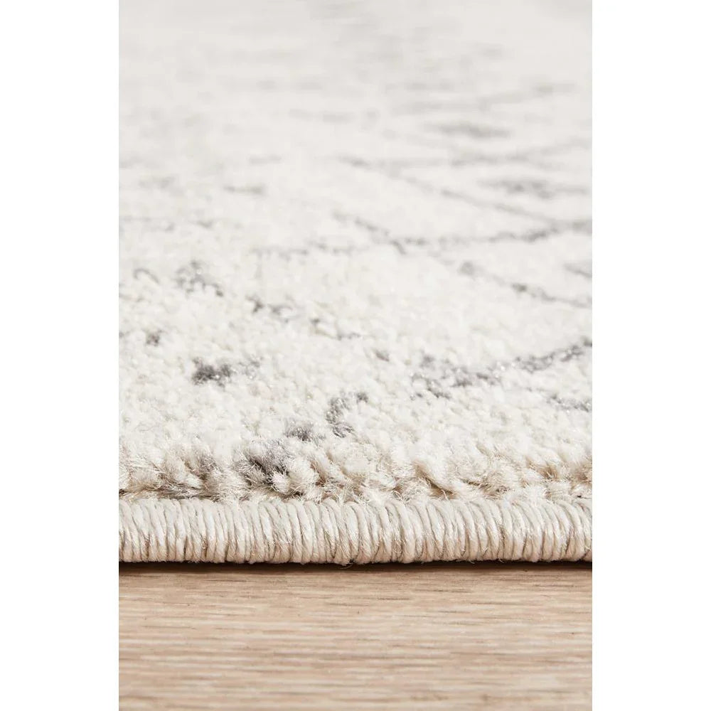 Chrome Elsa Silver Runner Rug - ICONIC RUGS