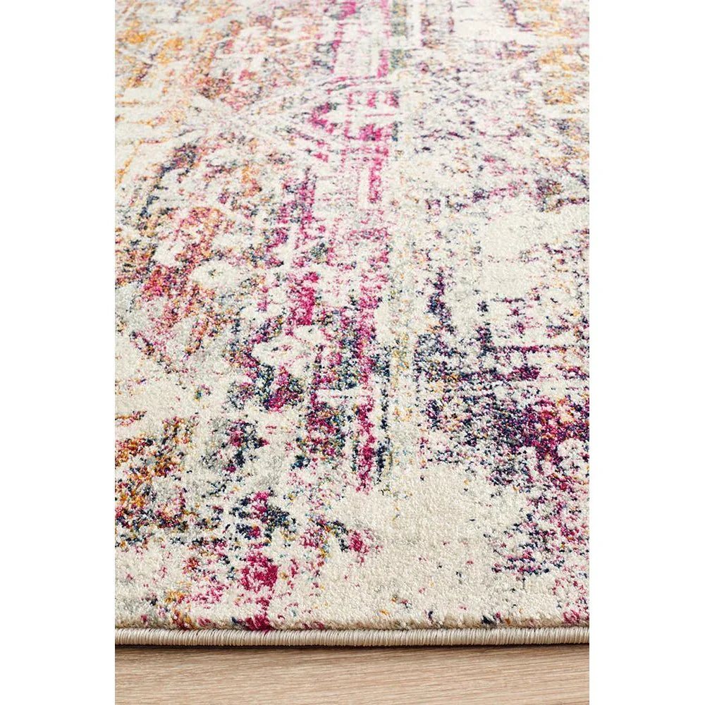 Museum Lili Fuschia Rug