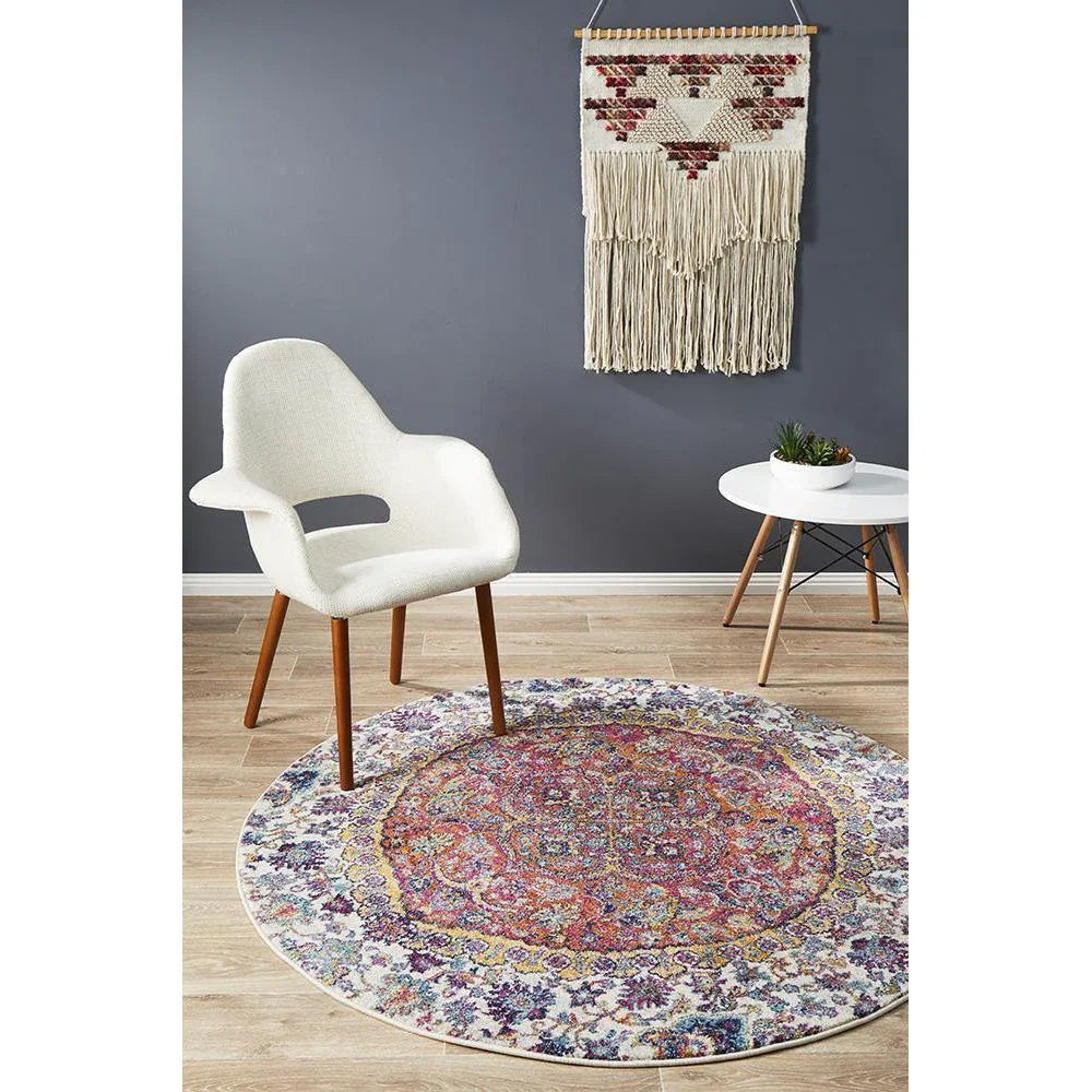 Museum Shelly Rust Round Rug