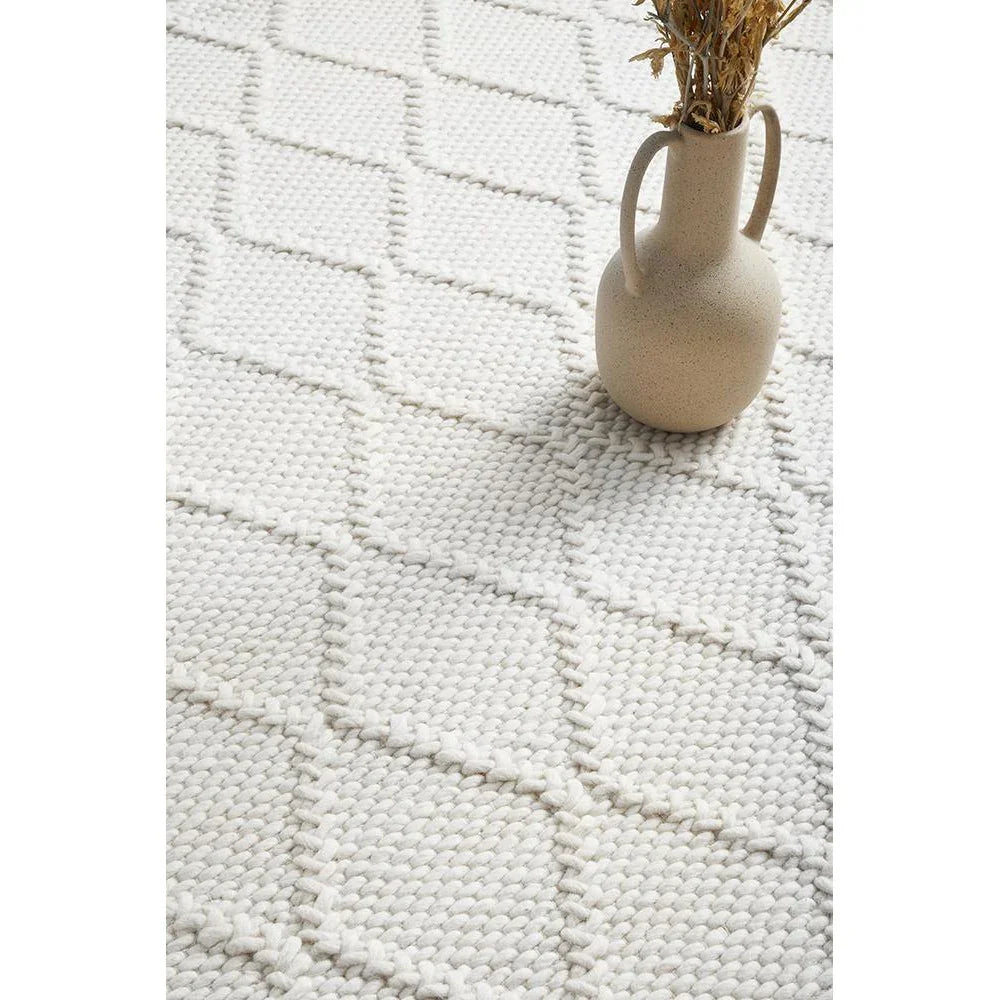Huxley White Rug - ICONIC RUGS