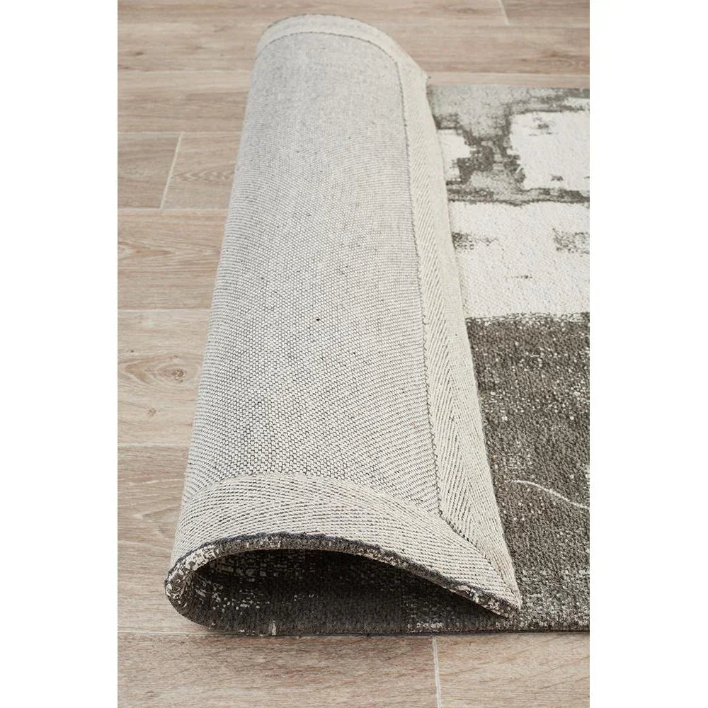 Magnolia Silver Runner Rug - ICONIC RUGS