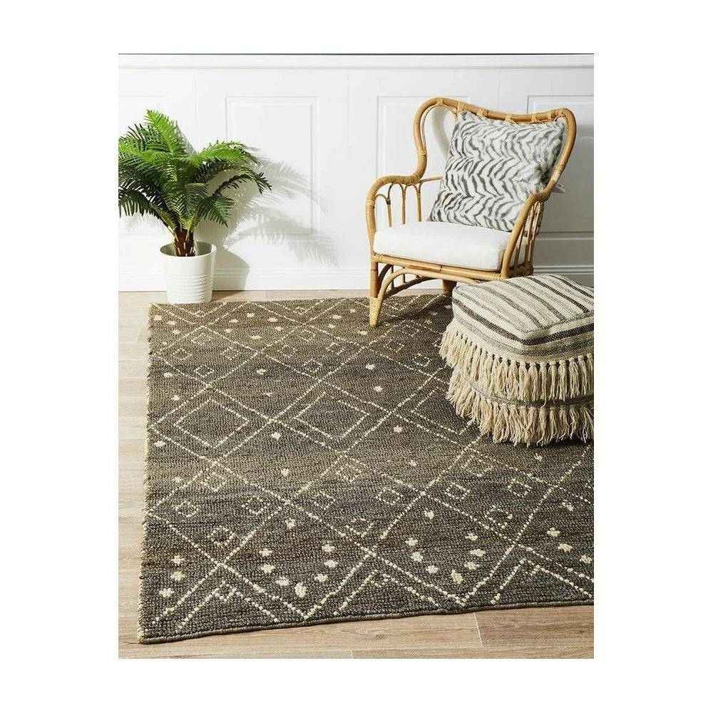 Kenya Misu Hand Woven Tribal Jute Rug
