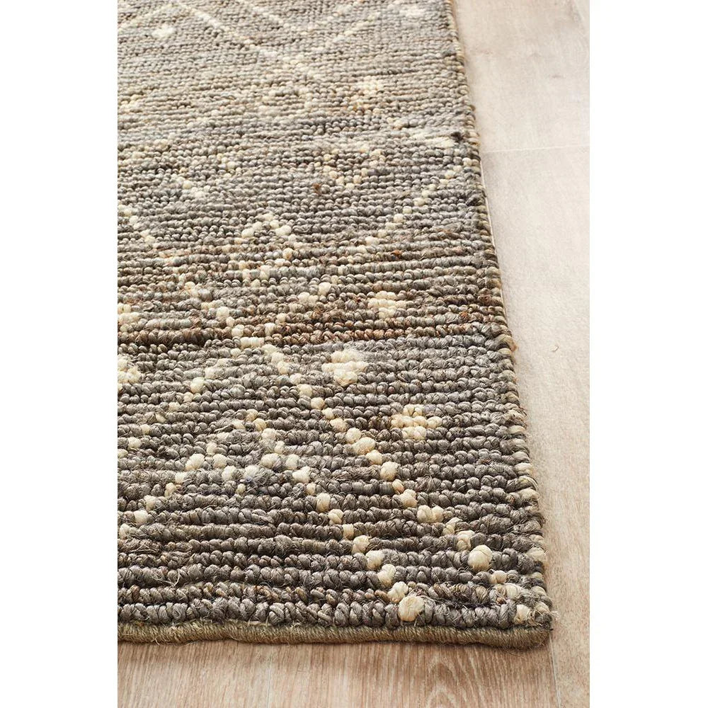 Kenya Misu Hand Woven Tribal Jute Rug