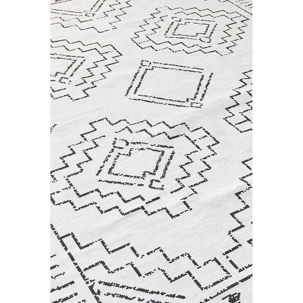 Kendra Leeroy White Washable Rug