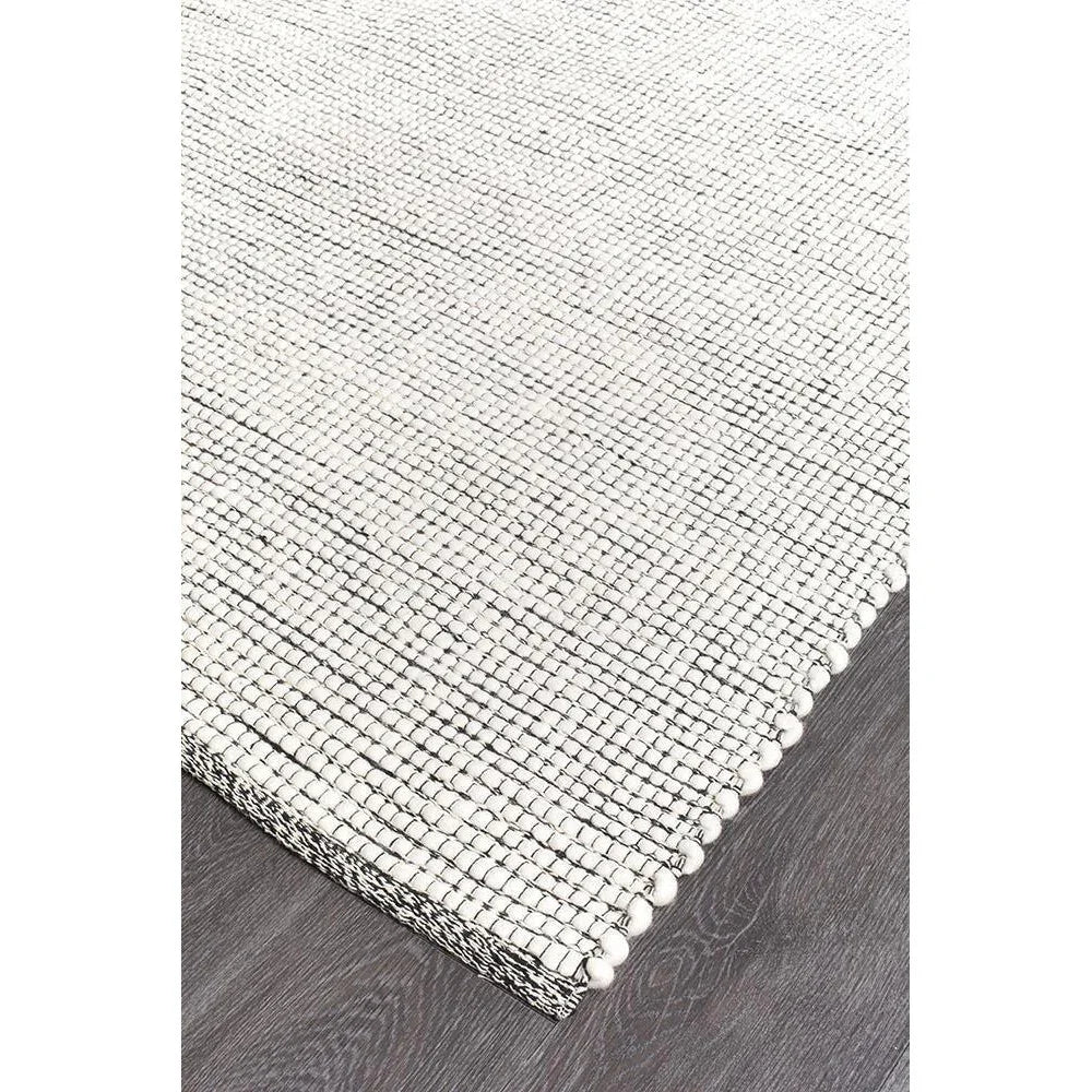 Loft Stunning Wool Black Rug