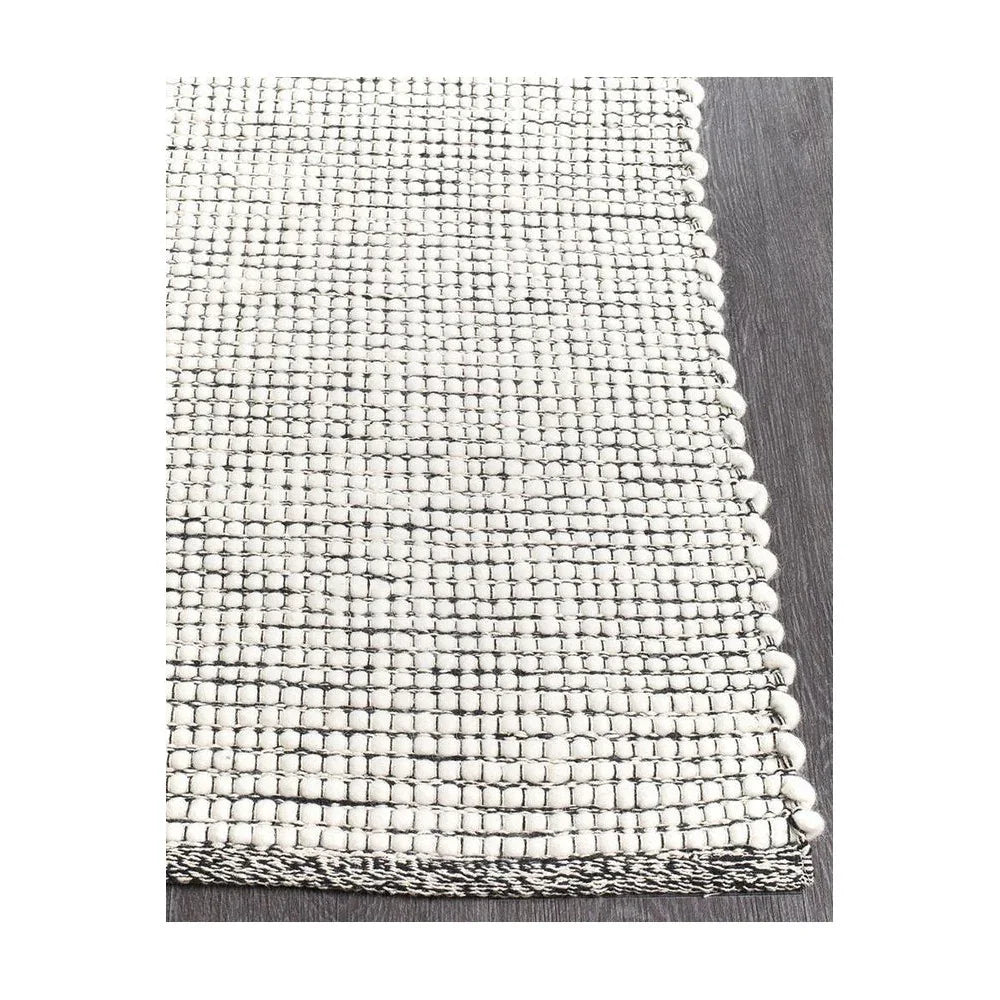 Loft Stunning Wool Black Rug