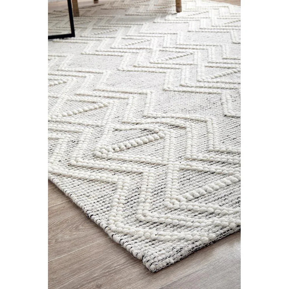 Maison Clara - ICONIC RUGS