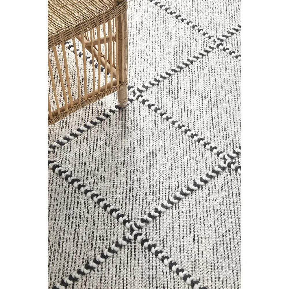 Maison Jasmin - ICONIC RUGS