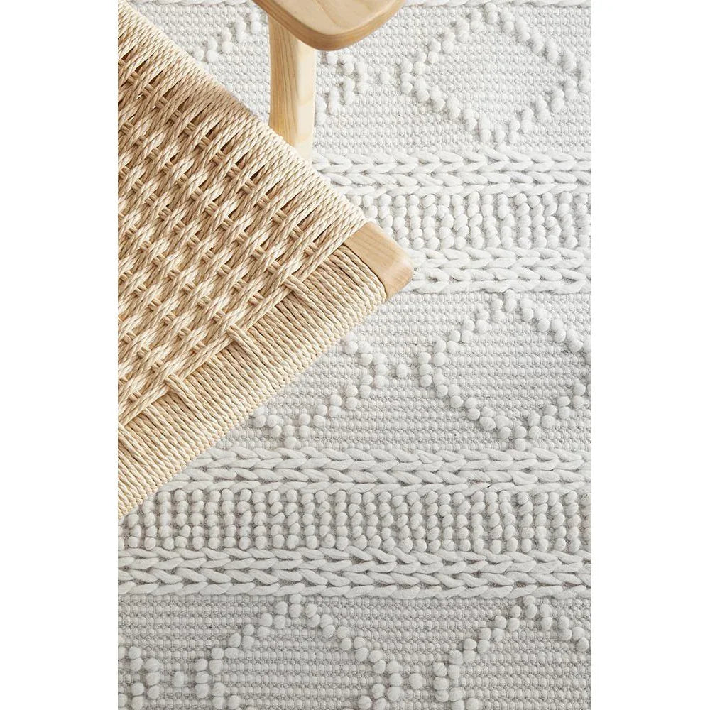 Maison Zoe - ICONIC RUGS