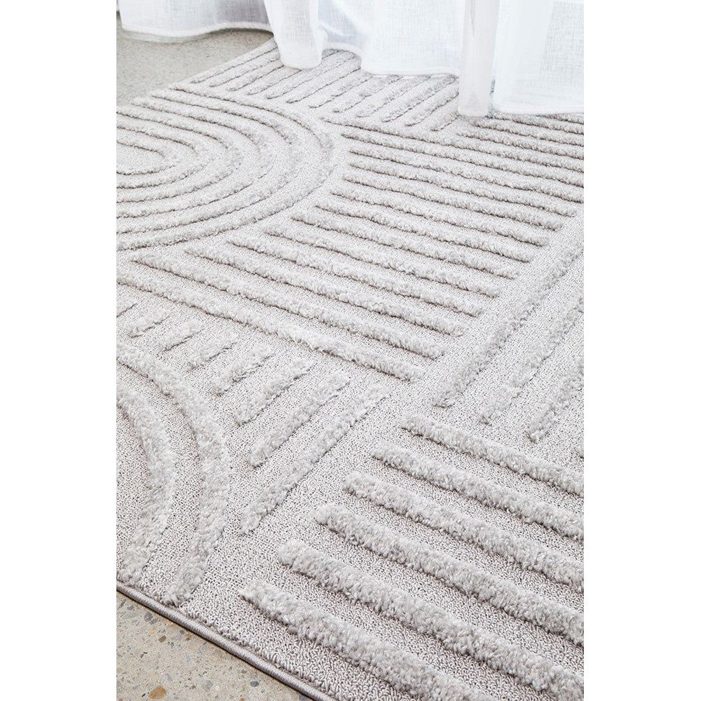 Marigold Dior Arch Rug in Silver