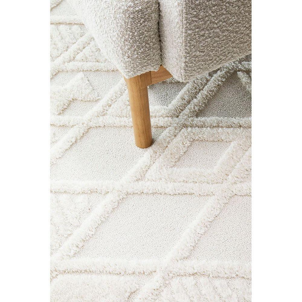 Marigold Lisa Rug in White