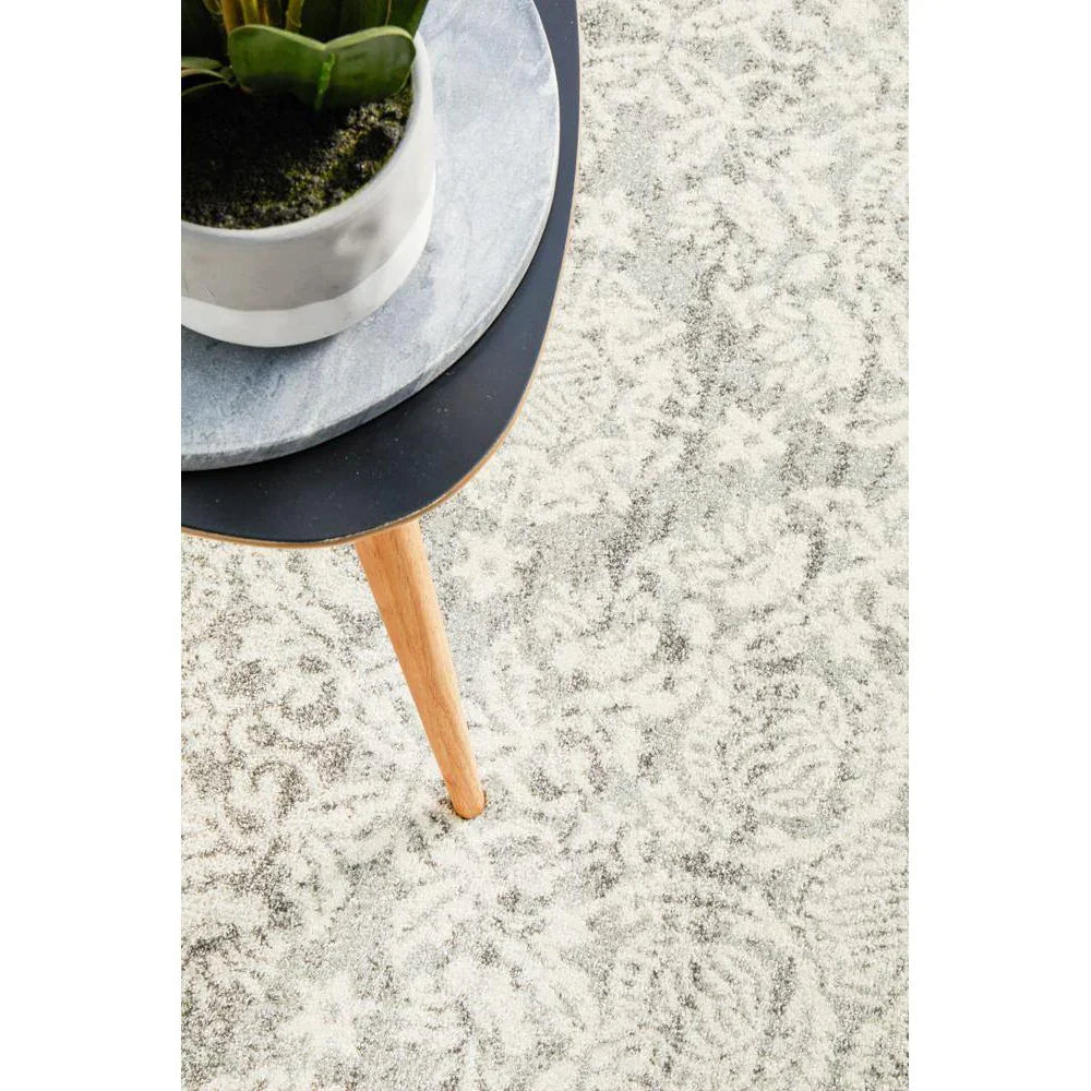 Mirage Gwyneth Stunning Transitional Silver Rug - ICONIC RUGS