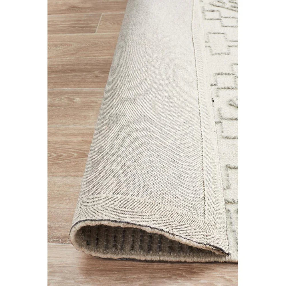 Hudson 802 Ivory Rug