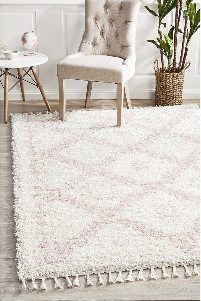 Saffron 33 Pink Rug - ICONIC RUGS