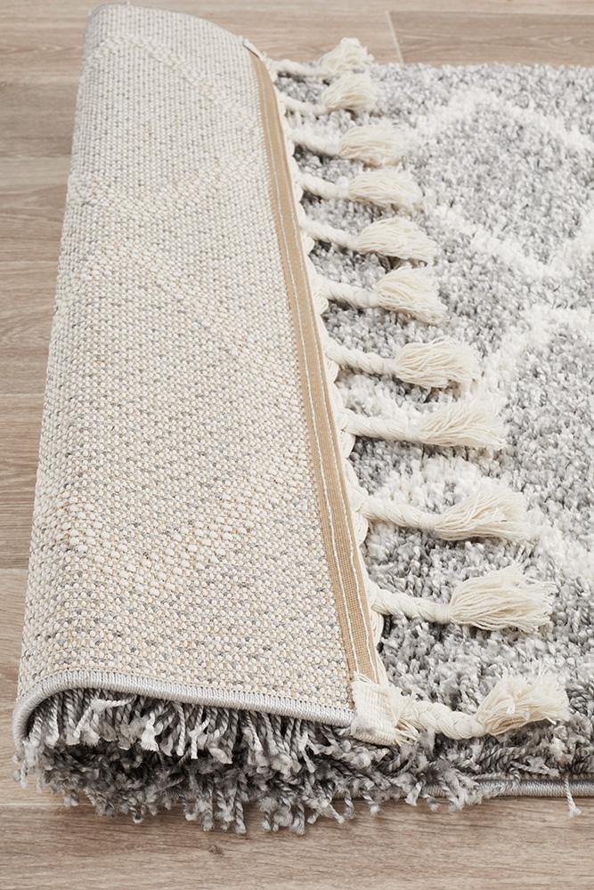 Saffron 22 Silver Runner Rug - ICONIC RUGS