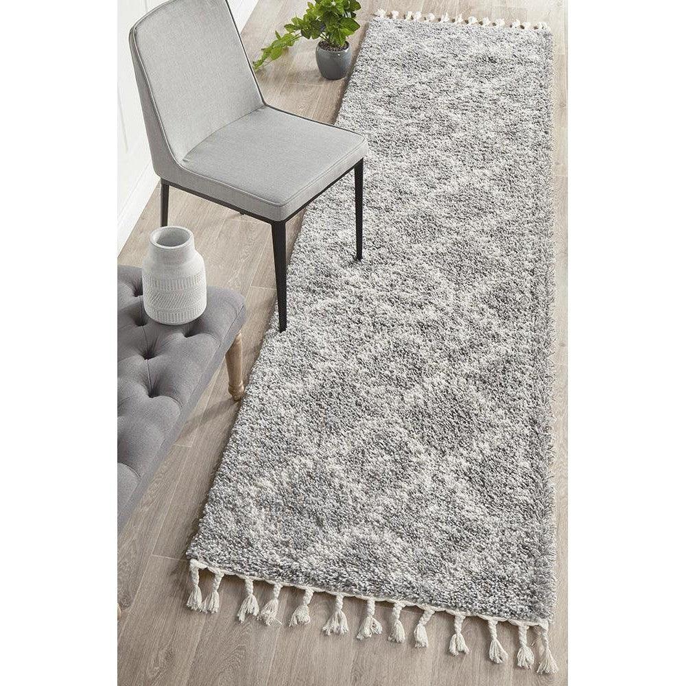 Saffron 33 Silver Runner Rug - ICONIC RUGS