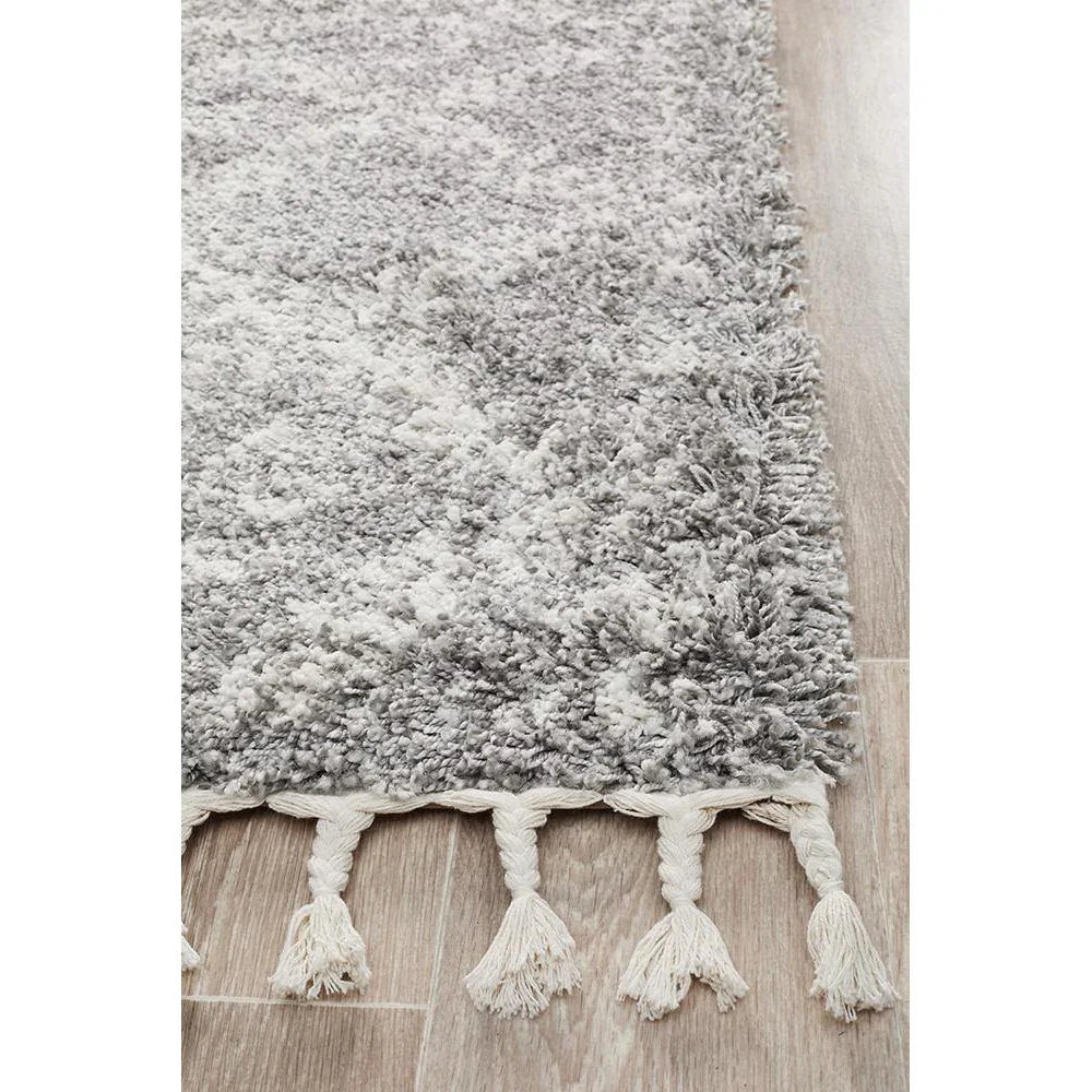 Saffron 33 Silver Runner Rug - ICONIC RUGS