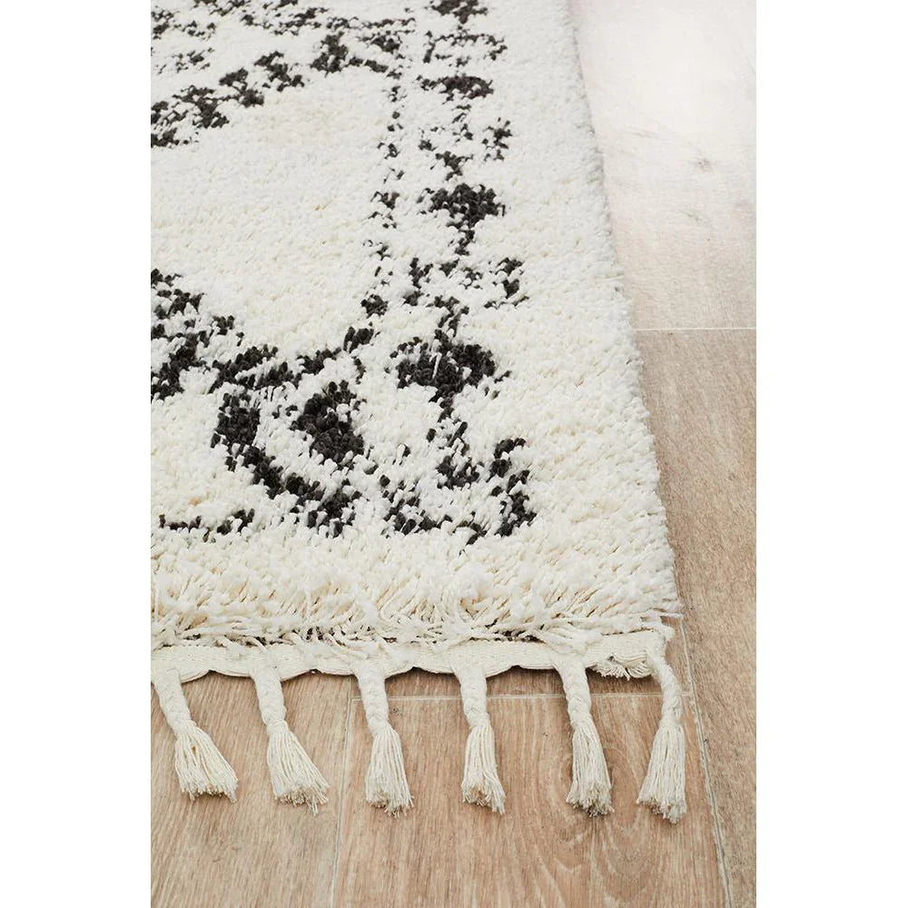 Saffron 33 White Rug - ICONIC RUGS