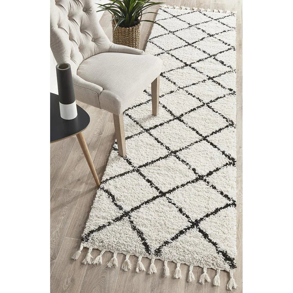 Saffron 22 White Runner Rug - ICONIC RUGS