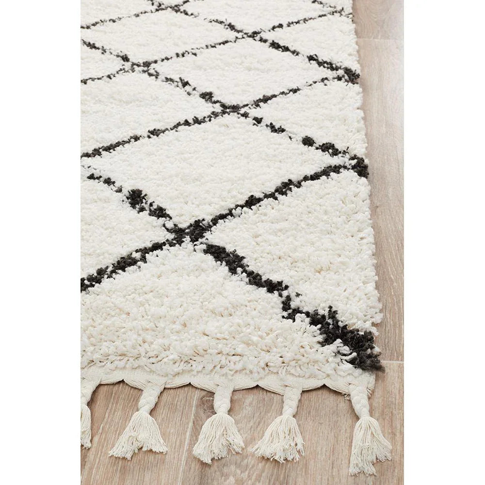 Saffron 22 White Runner Rug - ICONIC RUGS