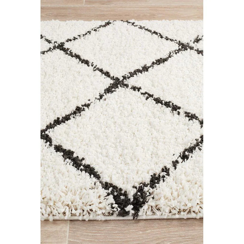 Saffron 22 White Runner Rug - ICONIC RUGS