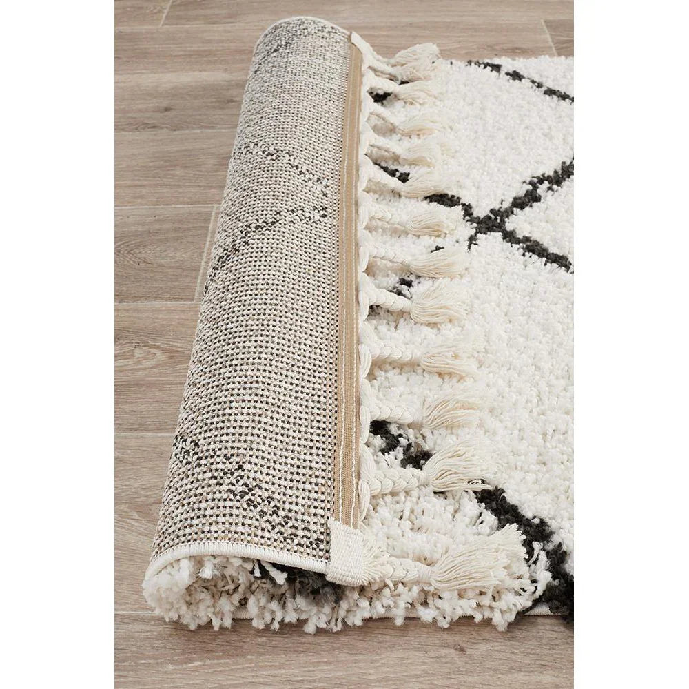 Saffron 22 White Runner Rug - ICONIC RUGS