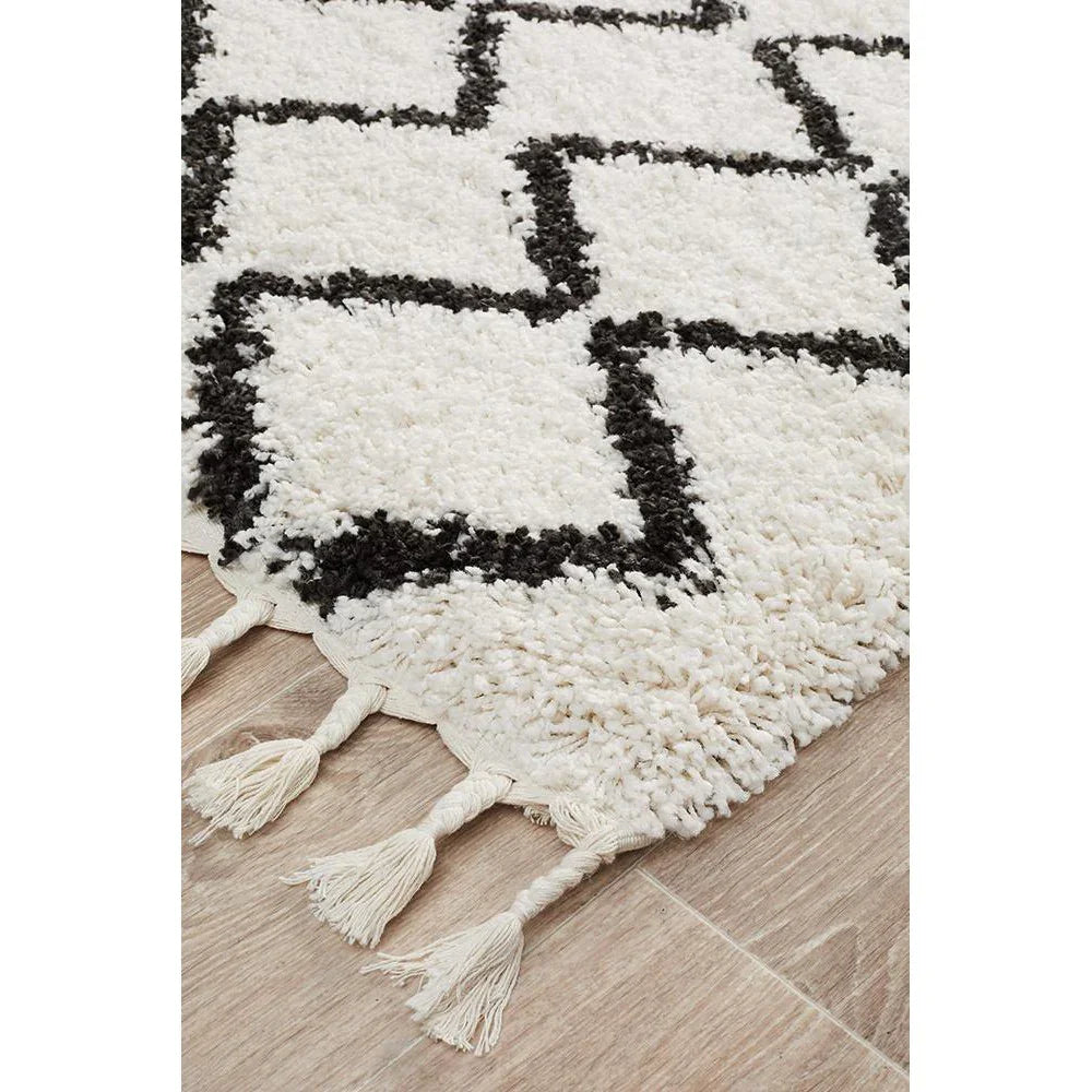 Saffron 11 White Runner Rug - ICONIC RUGS